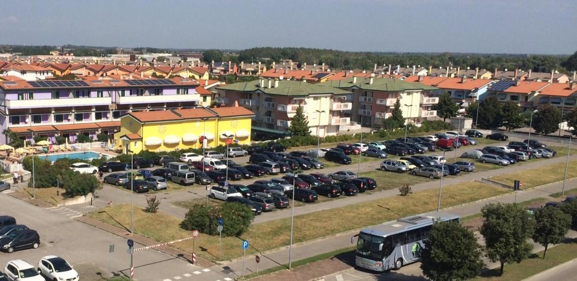 Aparthotel Gioia Caorle Eksteriør bilde